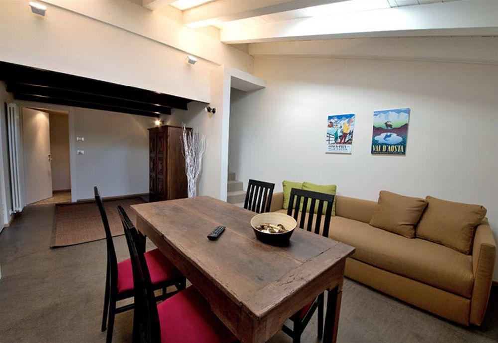 Apartements Coeur De Ville Aosta Eksteriør bilde