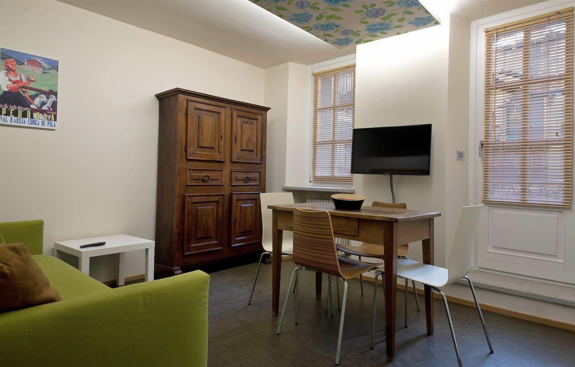 Apartements Coeur De Ville Aosta Eksteriør bilde
